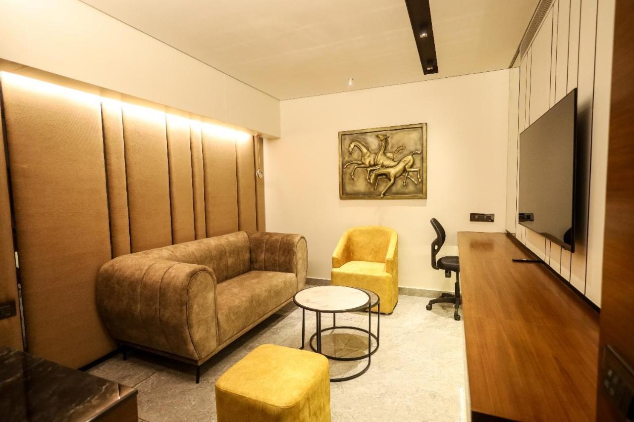 Hotel Noah Spire آغارتالا المظهر الخارجي الصورة